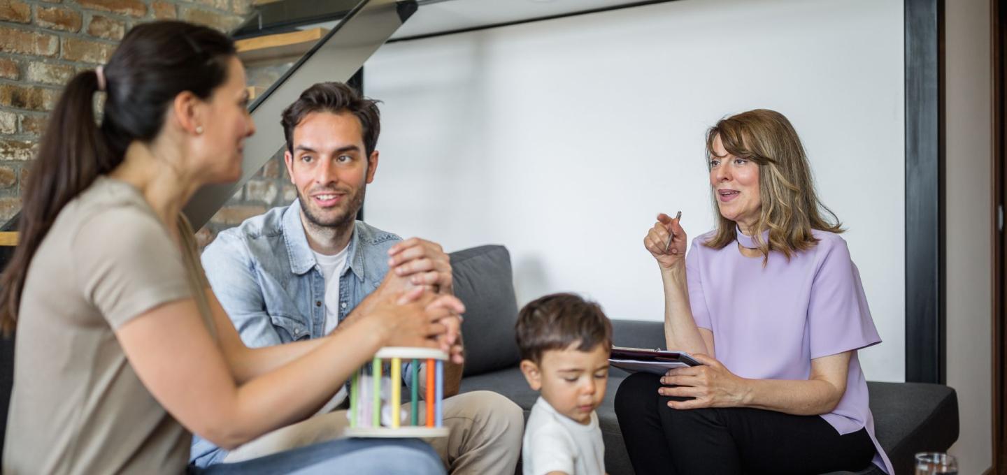 Counselling session with a family